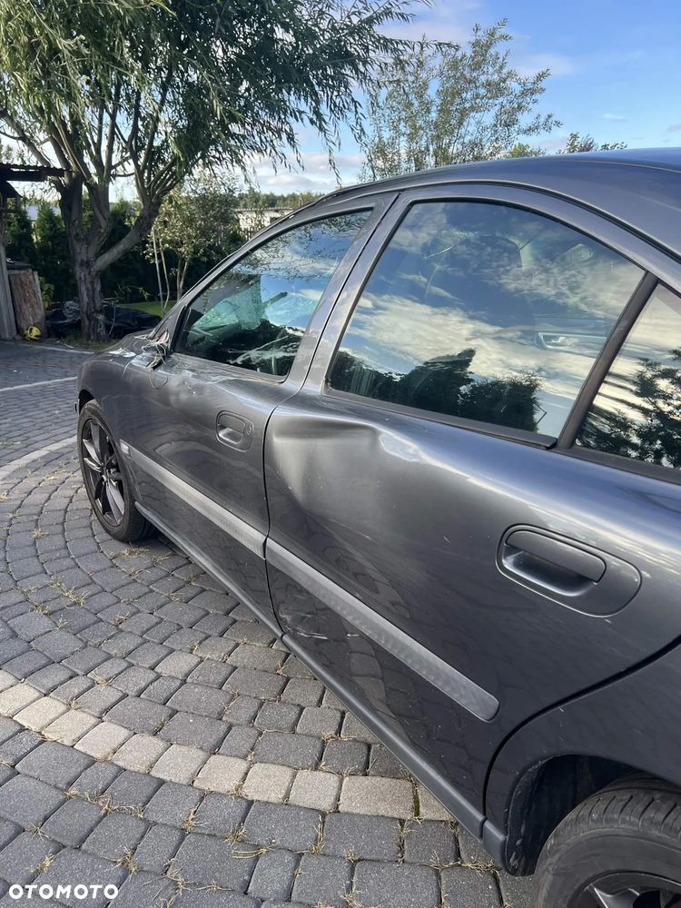 Volvo S60 2.4 D5 - 21