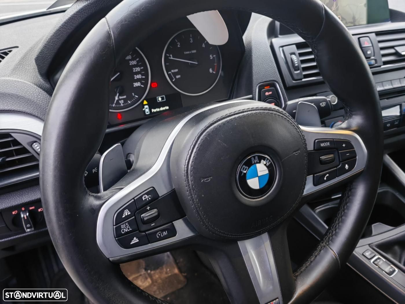 BMW 118 d Pack M - 18