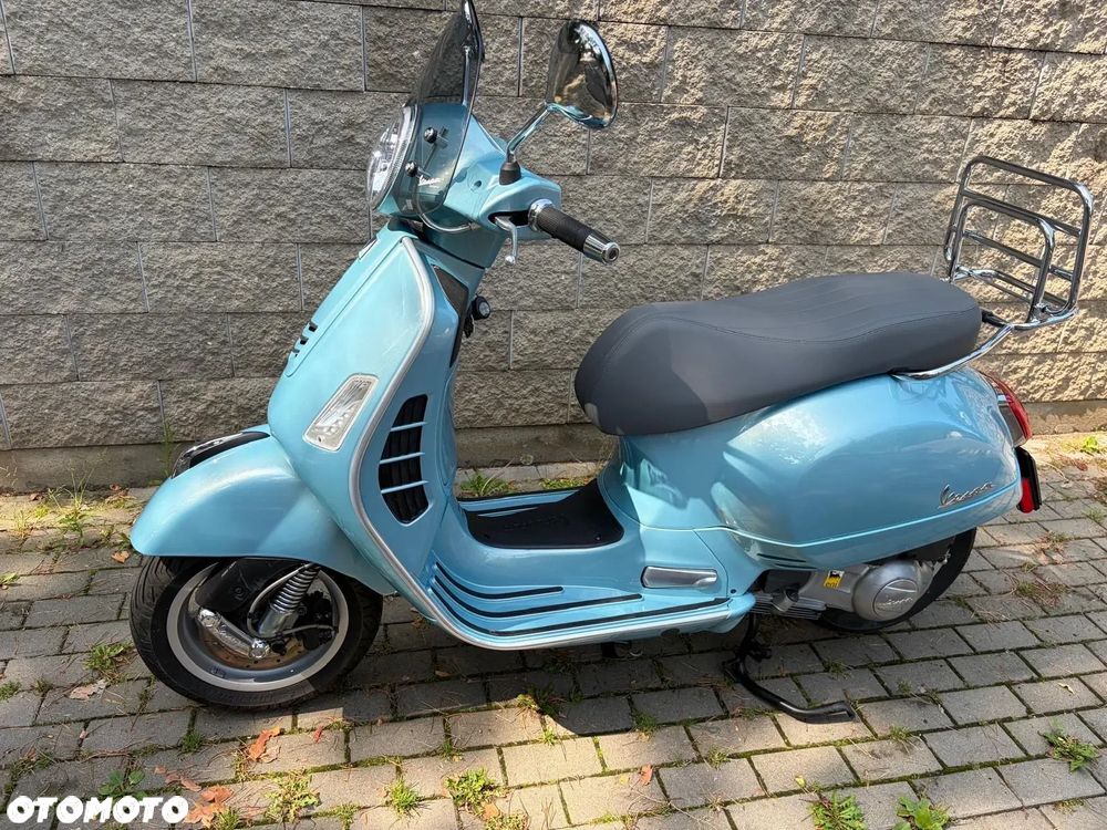 Vespa GTS - 1