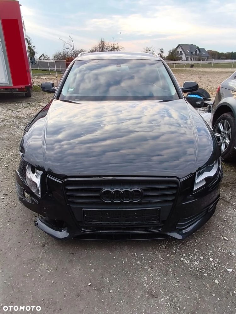 Audi A4 Avant 2.0 TDI DPF Ambiente - 1