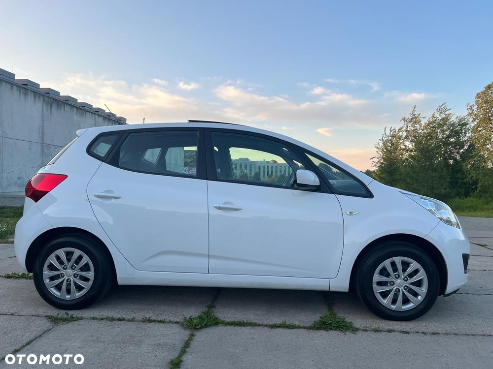 Kia Venga 1.4 CVVT Business Line - 12