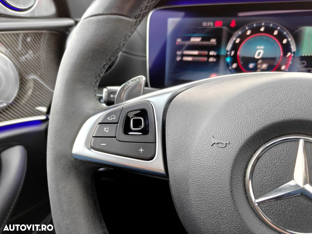 Mercedes-Benz E AMG 63 4Matic AMG Speedshift 9G-MCT - 24