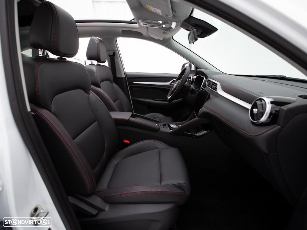 MG ZS EV 72.6 kWh Luxury - 10