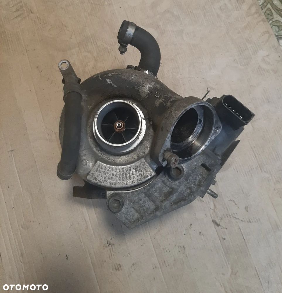 Turbospręzarka BMW E90/91   163 KM  2.0 D  49135-05620 - 1