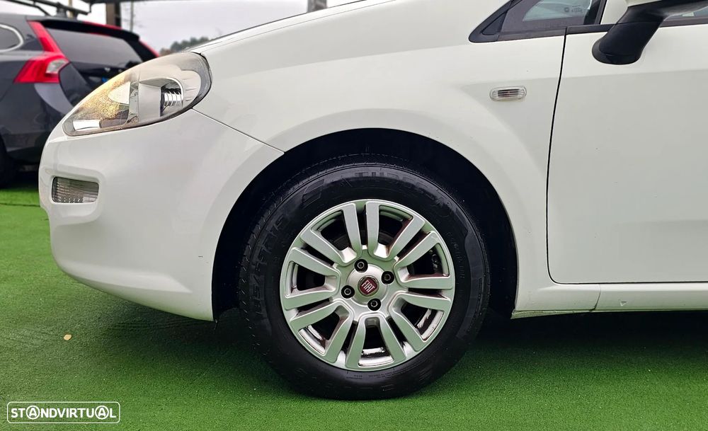 Fiat Punto 1.2 Lounge S&S - 36