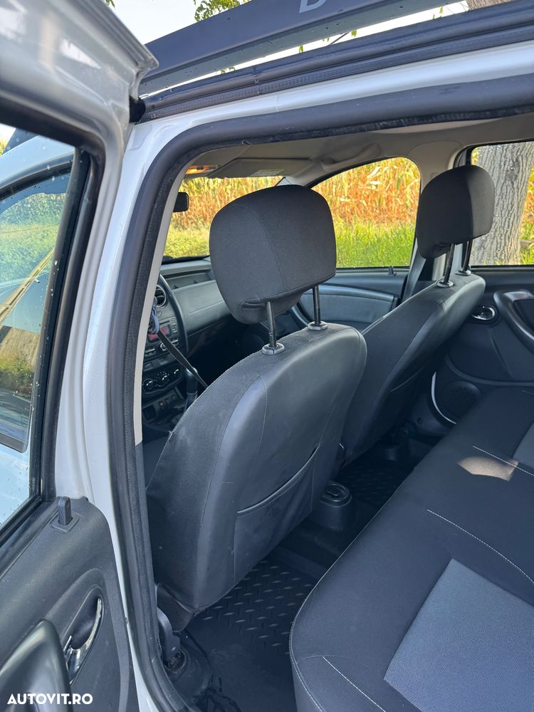 Dacia Duster 1.6 4x2 Ambiance - 7