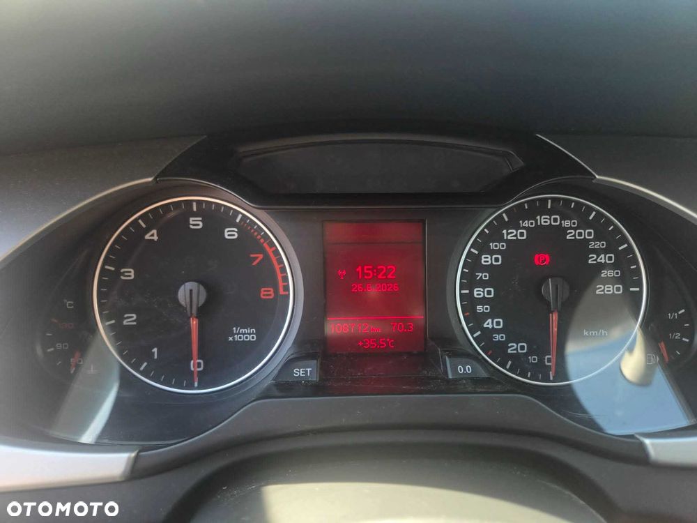 Audi A4 Limousine - 3