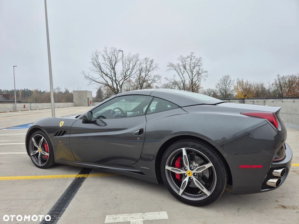 Ferrari California - 11