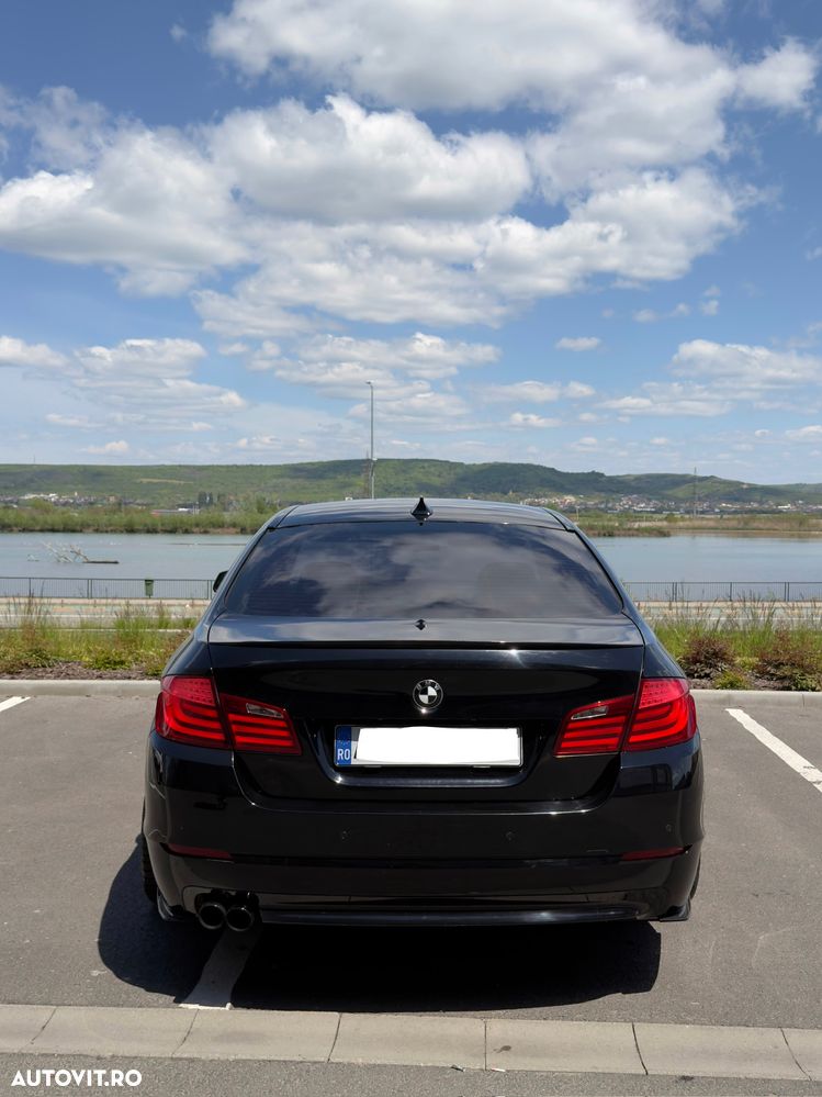 BMW Seria 5 520d - 7
