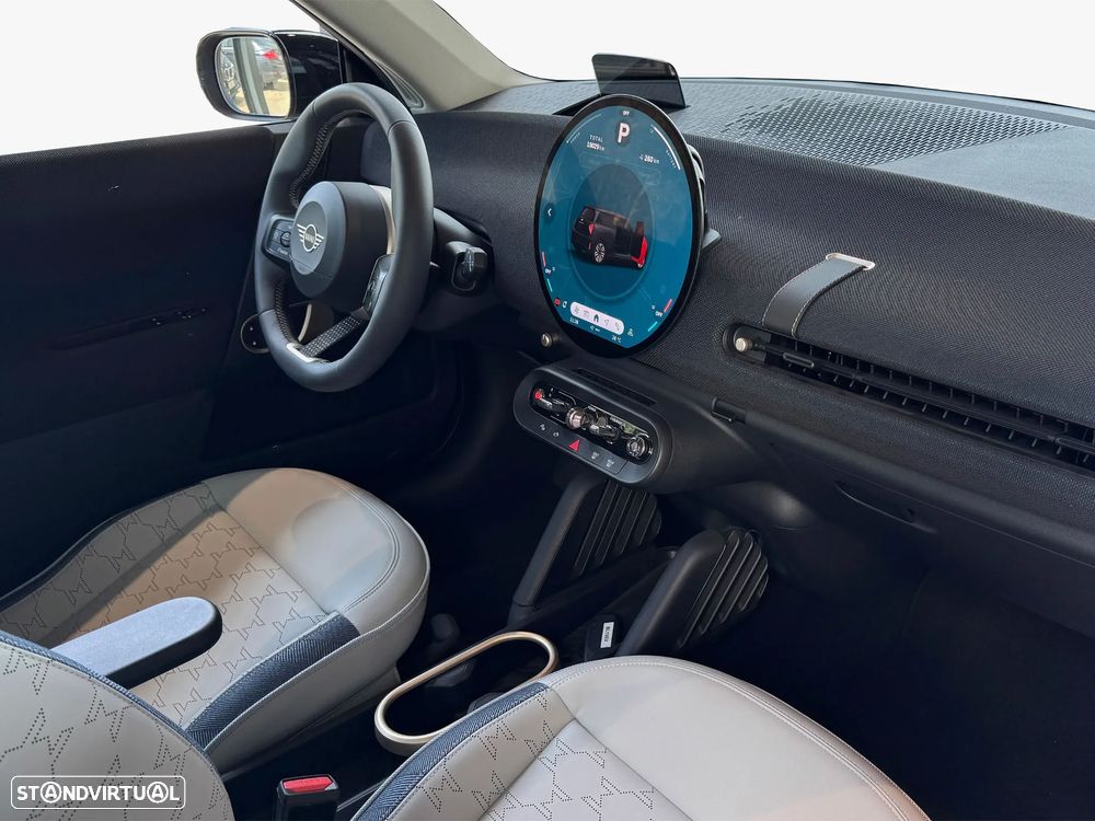 MINI 3 Portas Cooper SE Classic M - 12