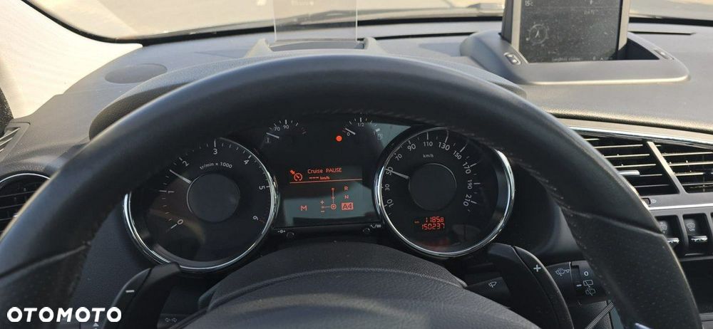 Peugeot 3008 - 11