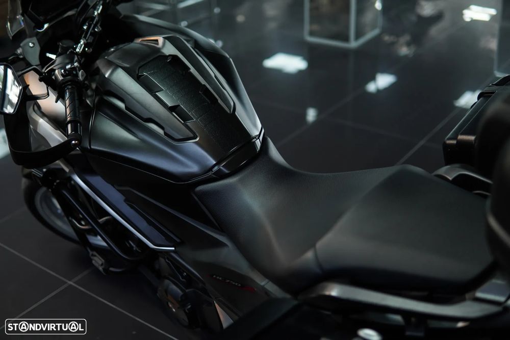 Honda NC750X - 18