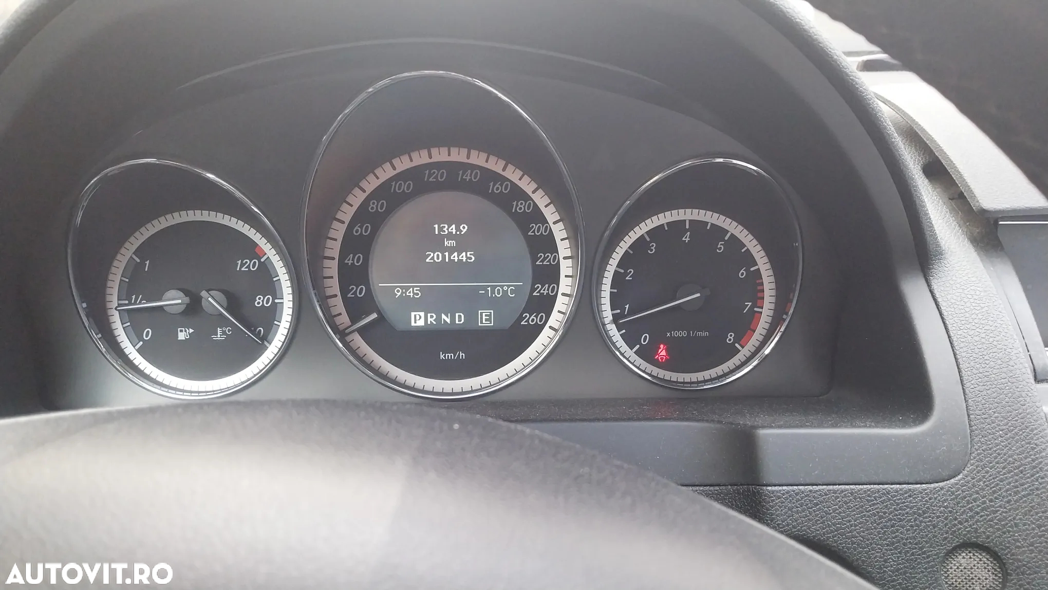 Mercedes-Benz C - 9