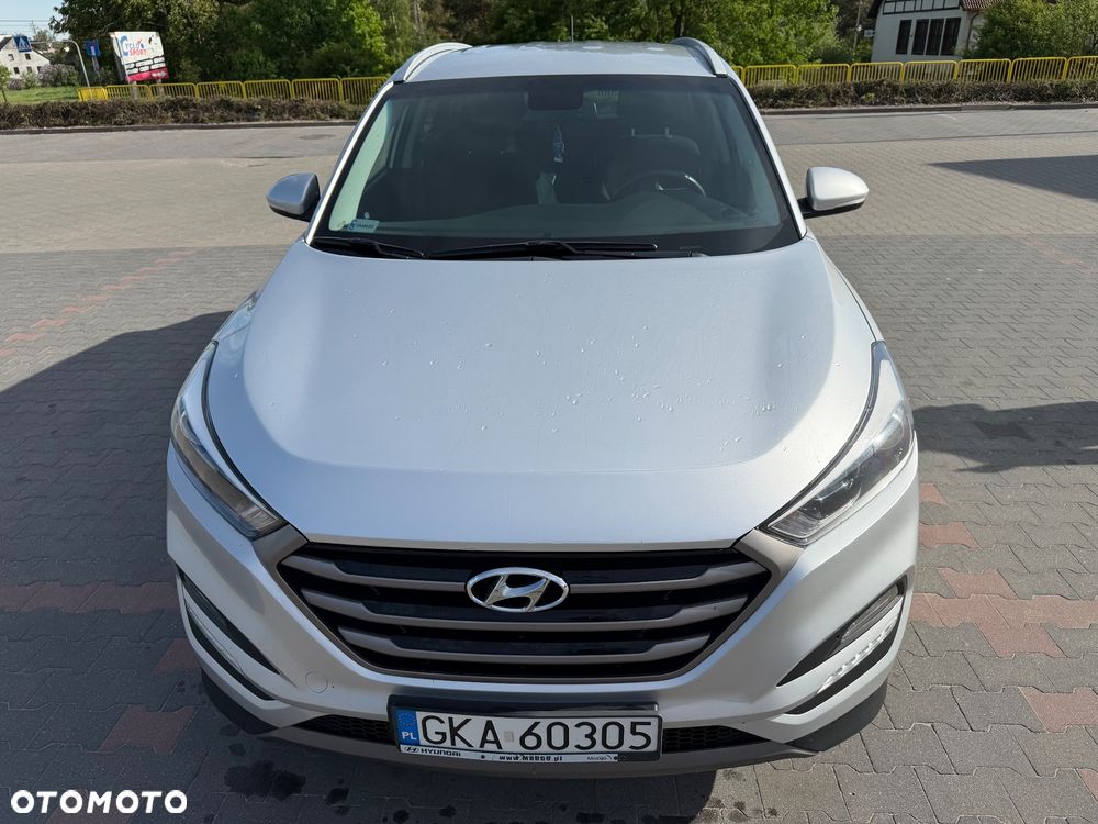 Hyundai Tucson 1.6 GDI BlueDrive Comfort 2WD - 11