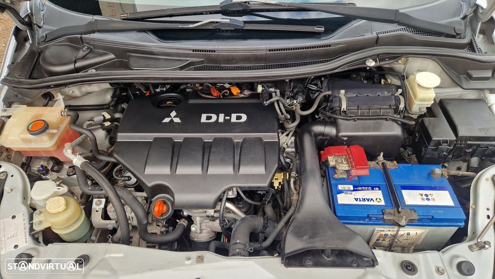 Mitsubishi Grandis 2.0 DI-D Instyle FPF - 8