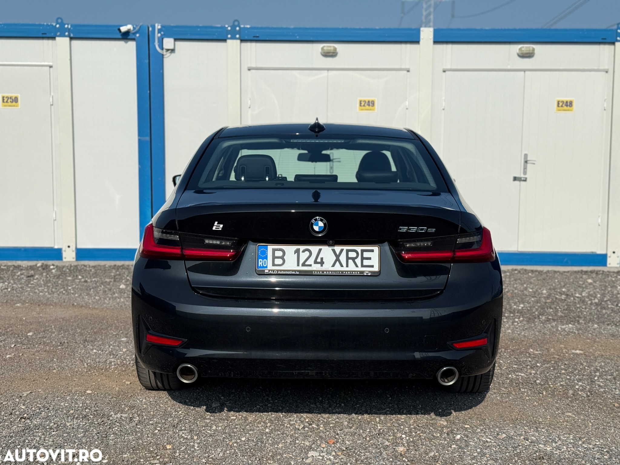 BMW Seria 3 330e AT PHEV - 12