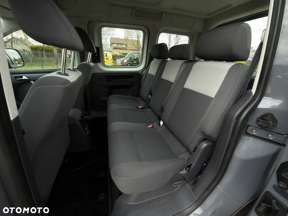 Volkswagen Caddy - 10