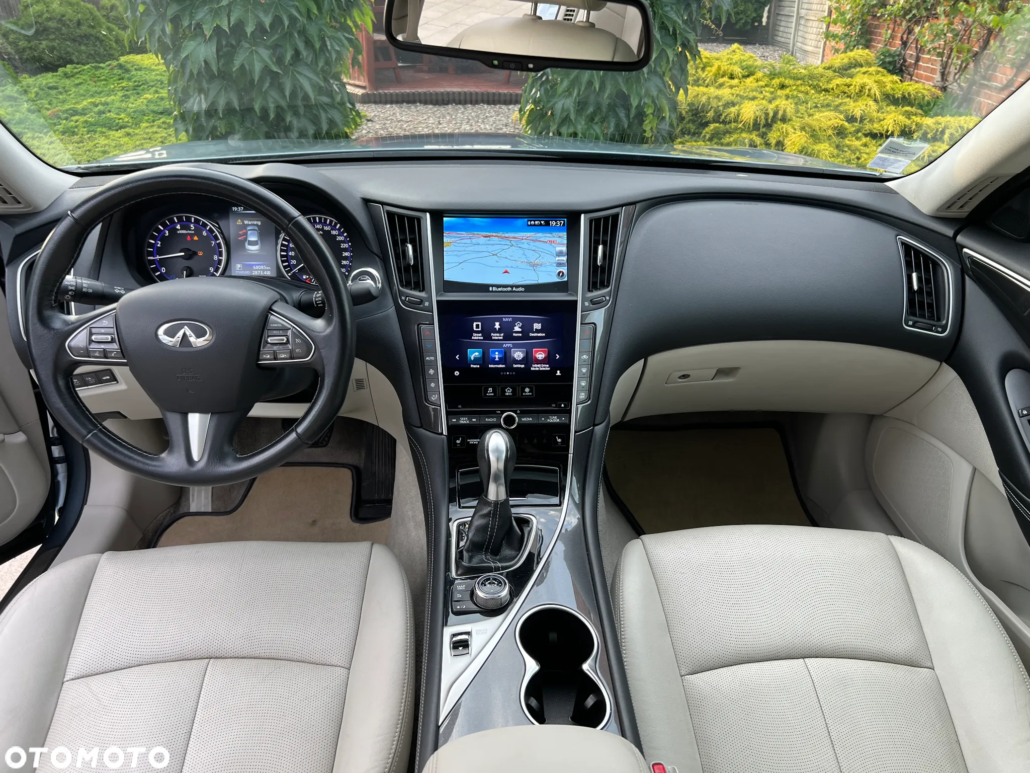 Infiniti Q50 Hybrid Premium - 12