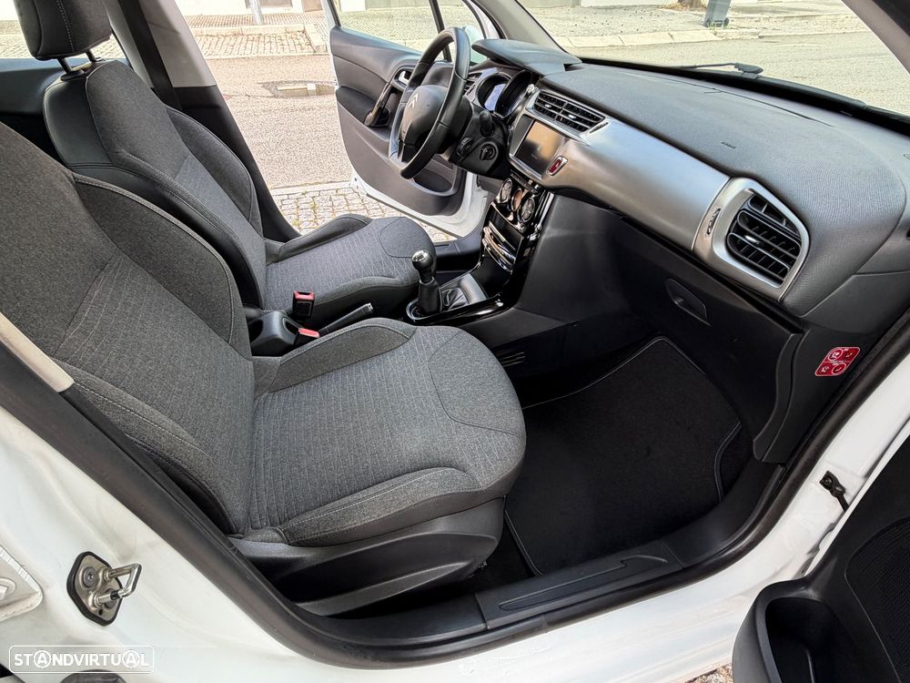 Citroën C3 1.2 PureTech Collection - 6
