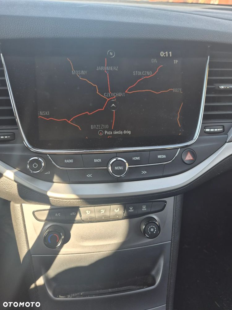 Opel Astra 1.4 Turbo Business - 11