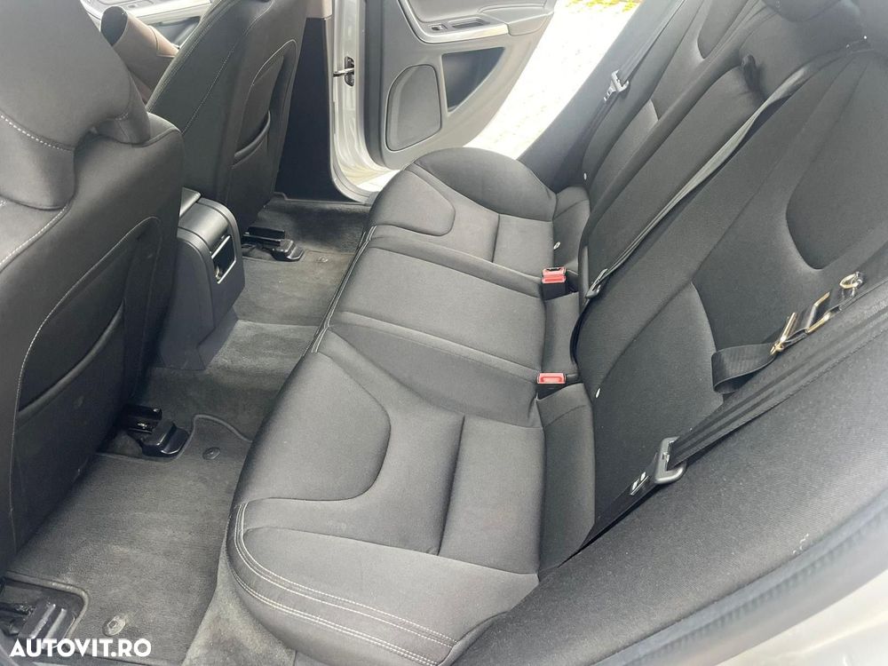 Volvo S60 D3 Geartronic Linje Business - 11