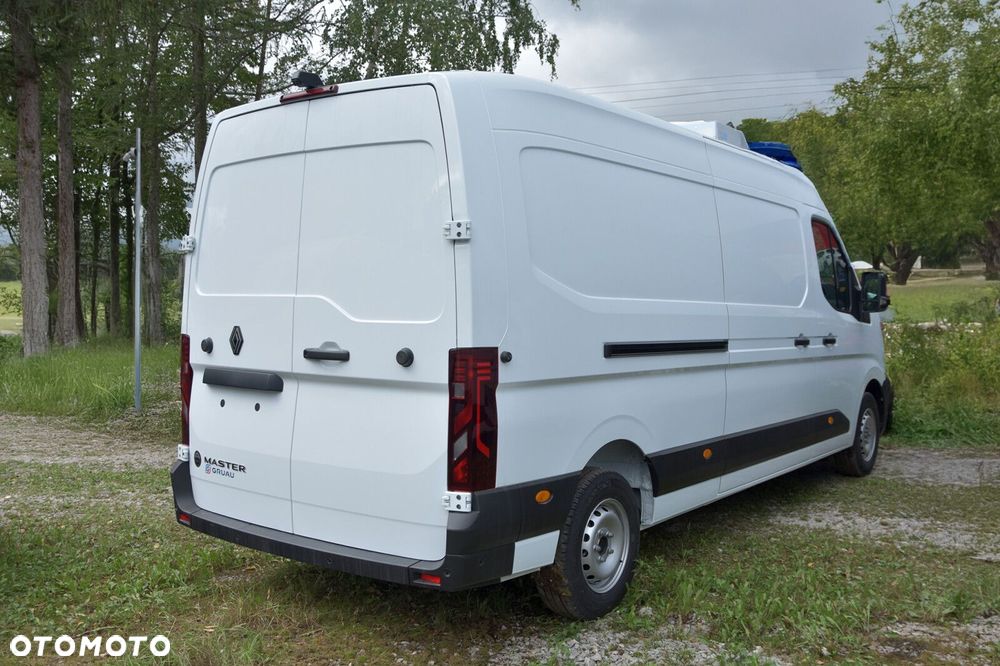 Renault Master - 18
