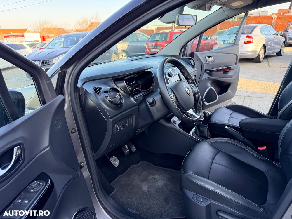Renault Captur - 28