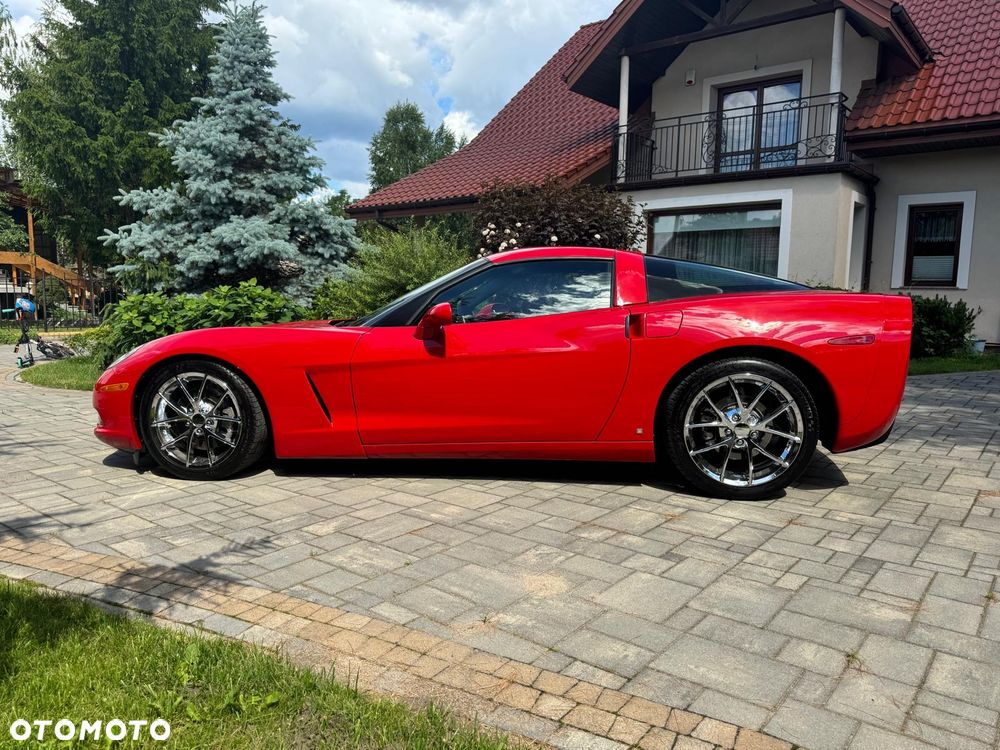 Chevrolet Corvette - 1