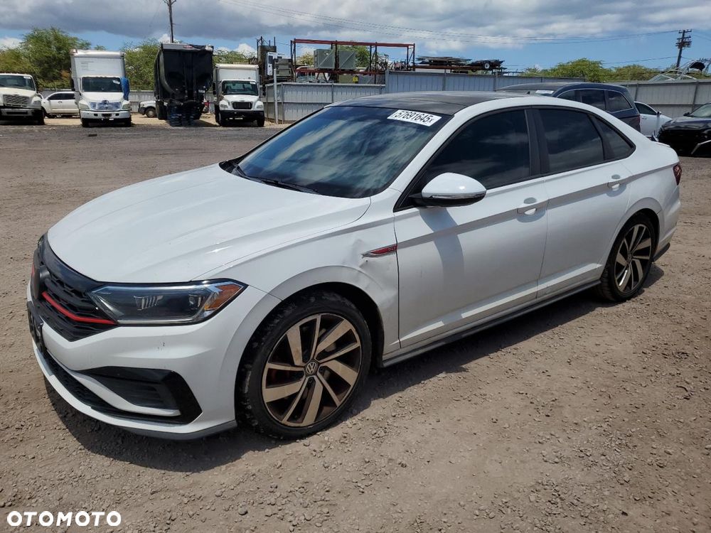 Volkswagen Jetta - 3