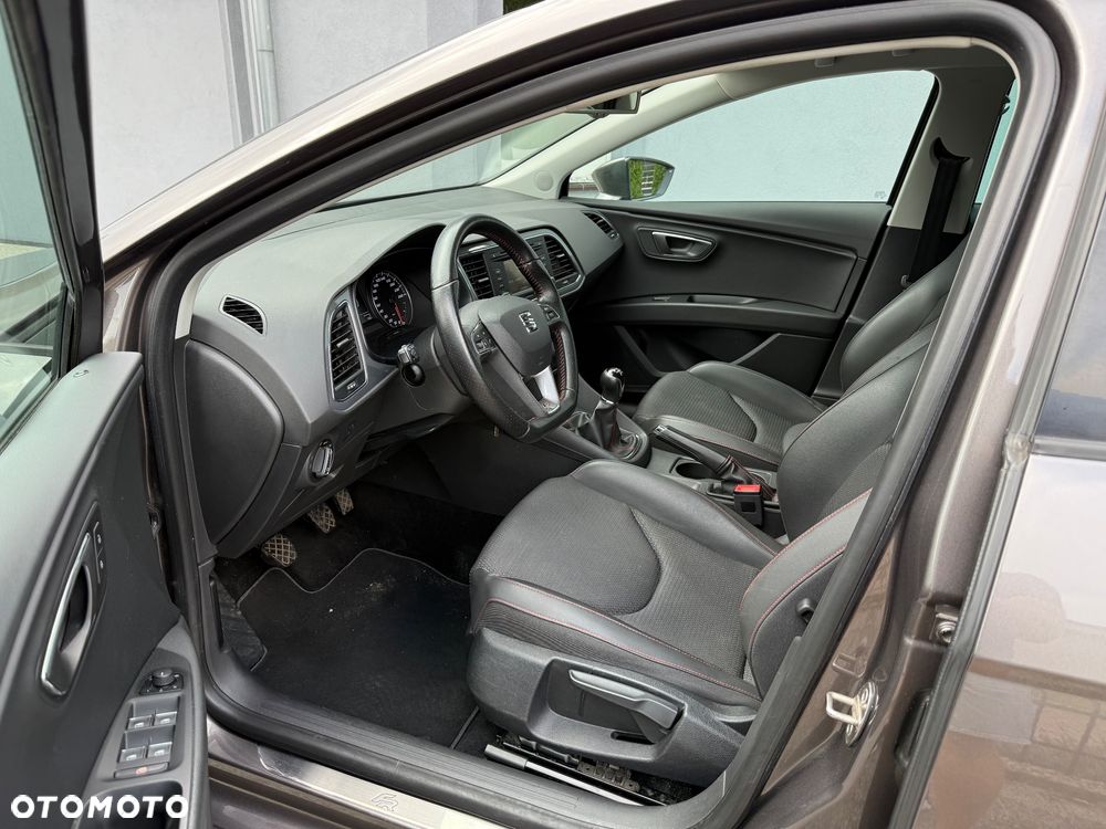 Seat Leon 2.0 TDI DPF Ecomotive FR - 6