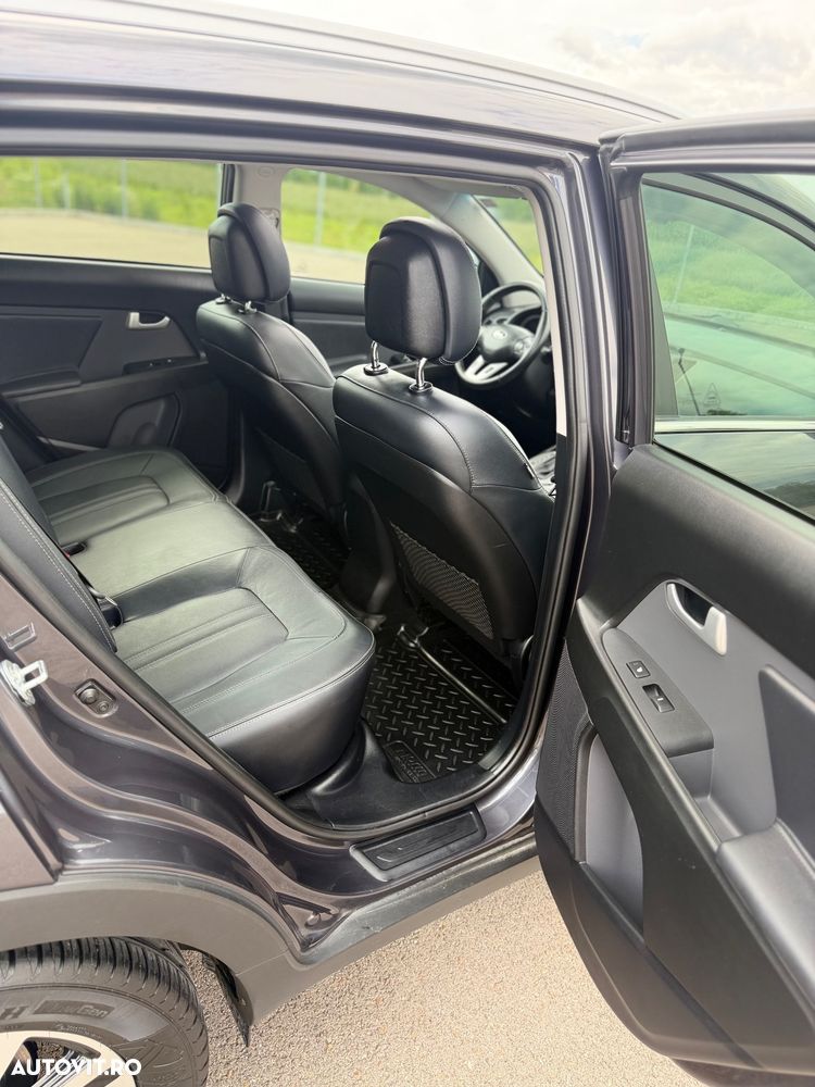 Kia Sportage 2.0 DSL HP 6AT 4x4 Style - 19