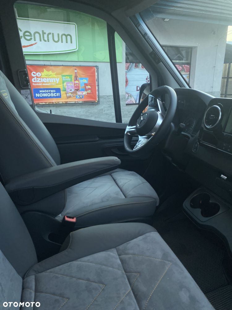 Mercedes-Benz SPRINTER - 18