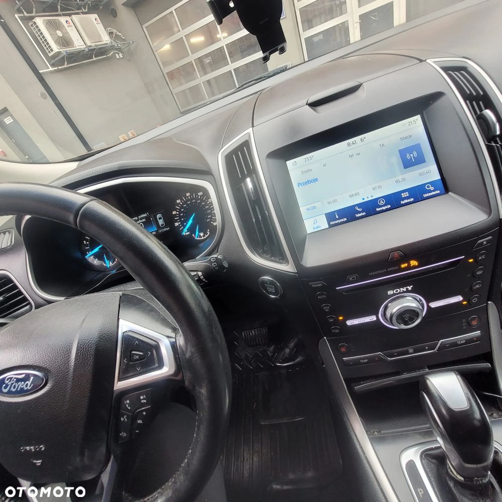 Ford Edge - 6
