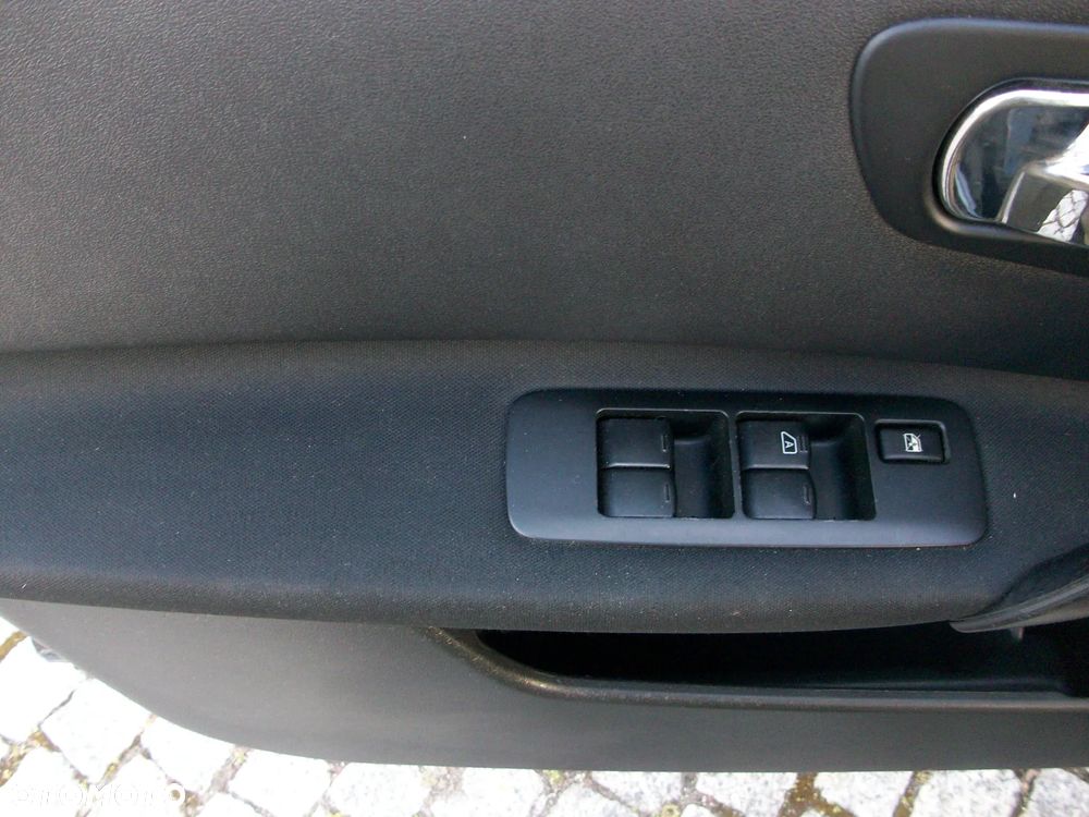 Nissan Qashqai 1.6 Acenta - 21