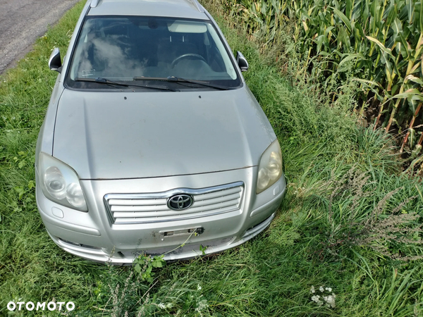 avensis t25