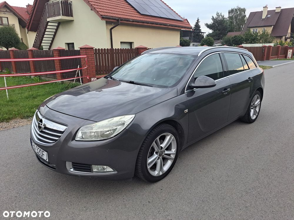 Opel Insignia 1.8 Cosmo - 1