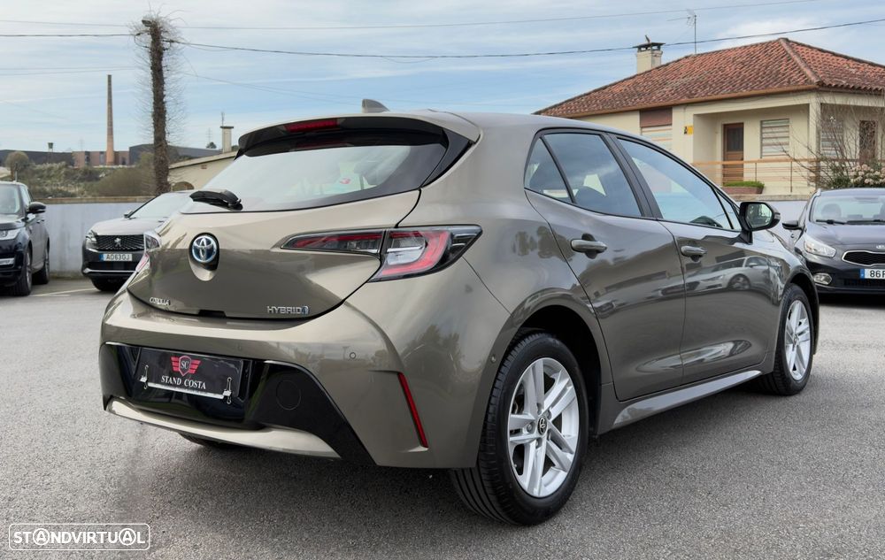 Toyota Corolla 1.8 Hybrid Comfort - 4