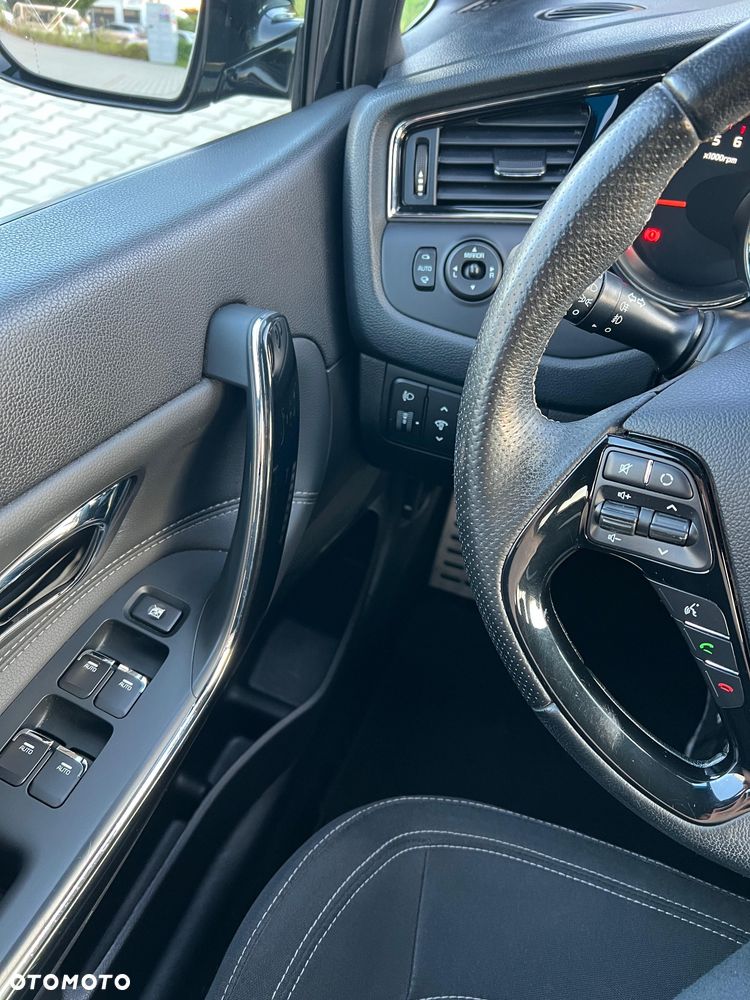Kia Ceed 1.6 CRDi GT Line - 17