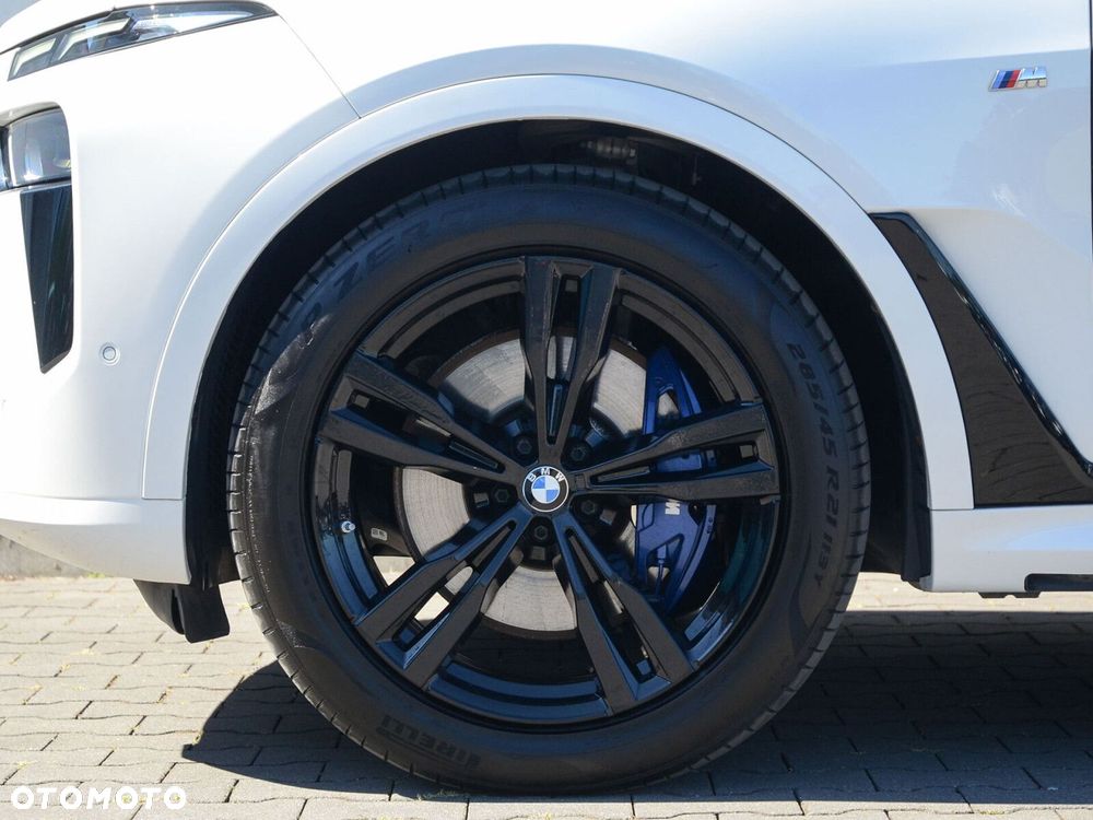 BMW X7 - 9