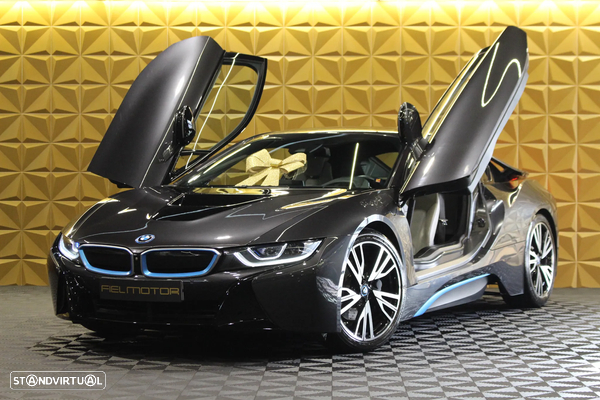 BMW i8 Standard