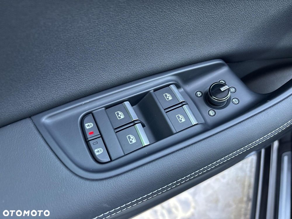 Audi Q8 - 36
