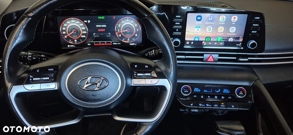 Hyundai Elantra 1.6 Smart CVT - 21