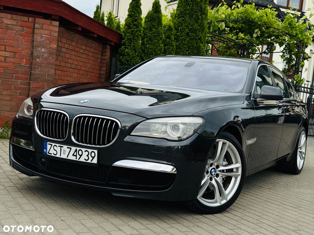 BMW Seria 7 740i - 4