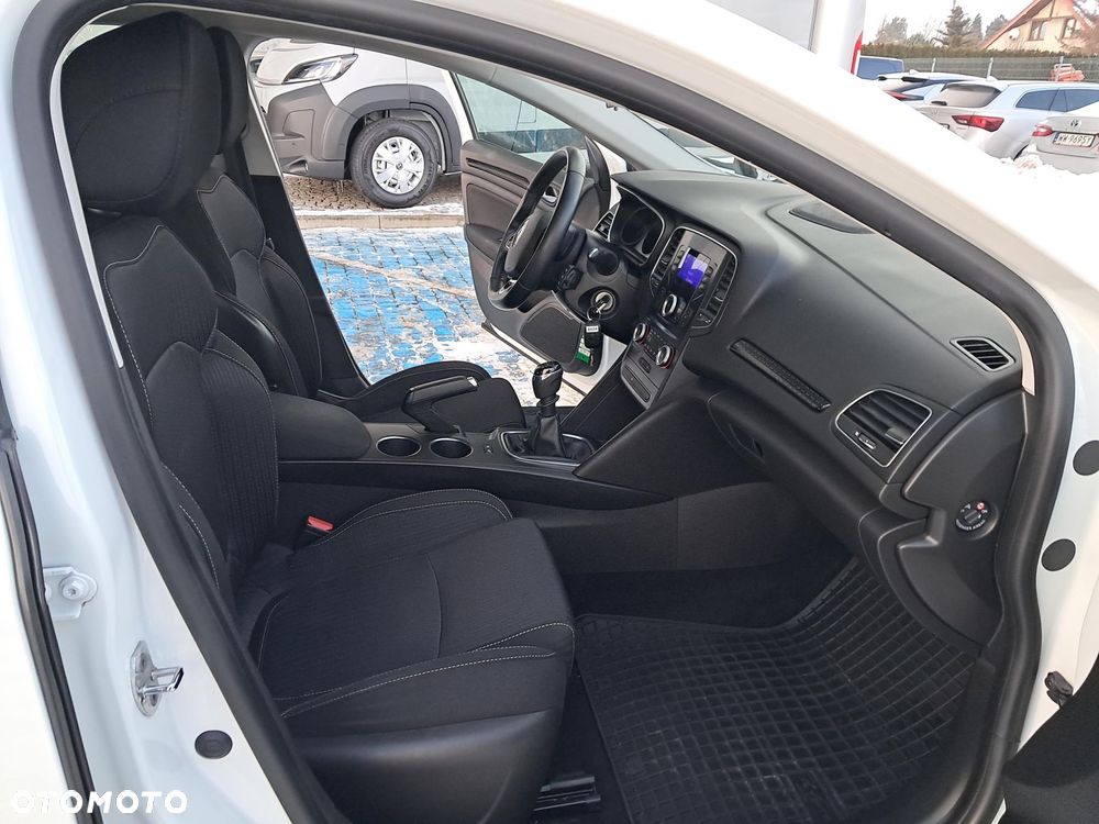 Renault Megane 1.6 SCe Zen - 19