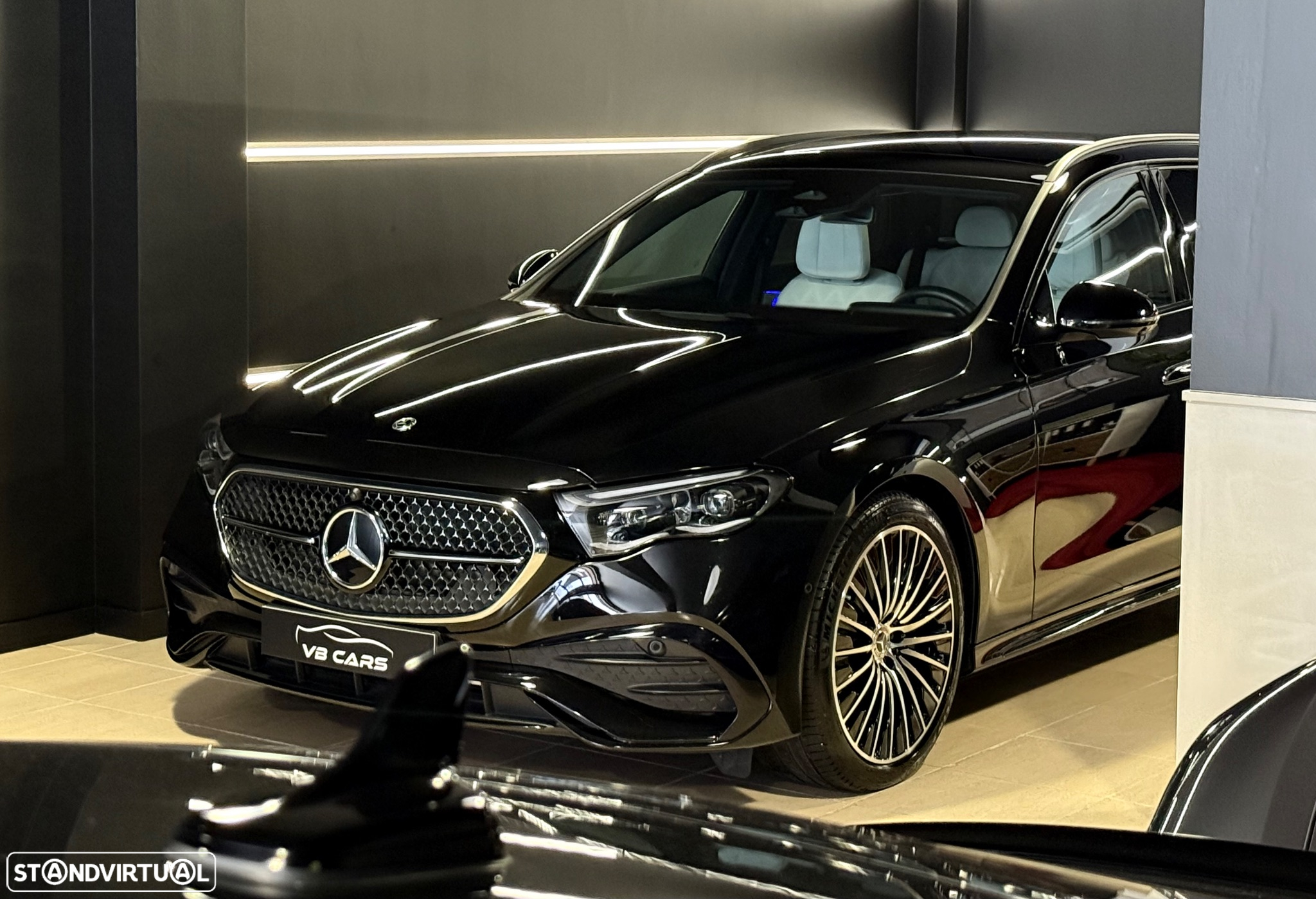 Mercedes-Benz E 300 Standard - 5