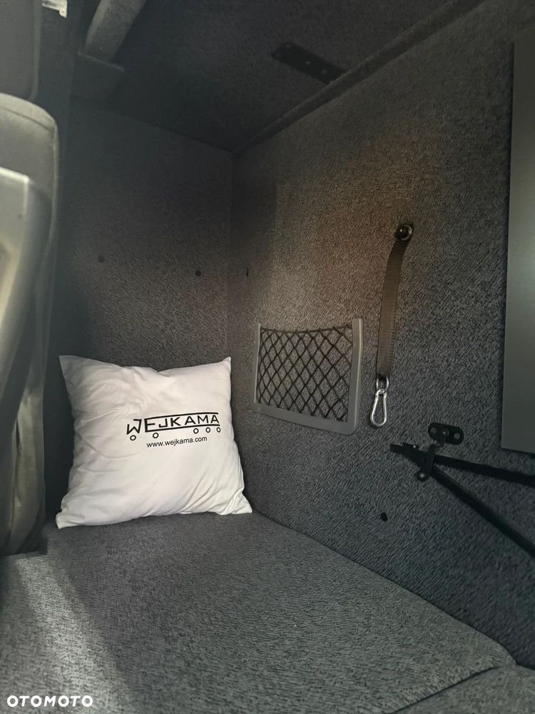 Iveco Daily 70C21A8P Laweta na dwa auta - 34