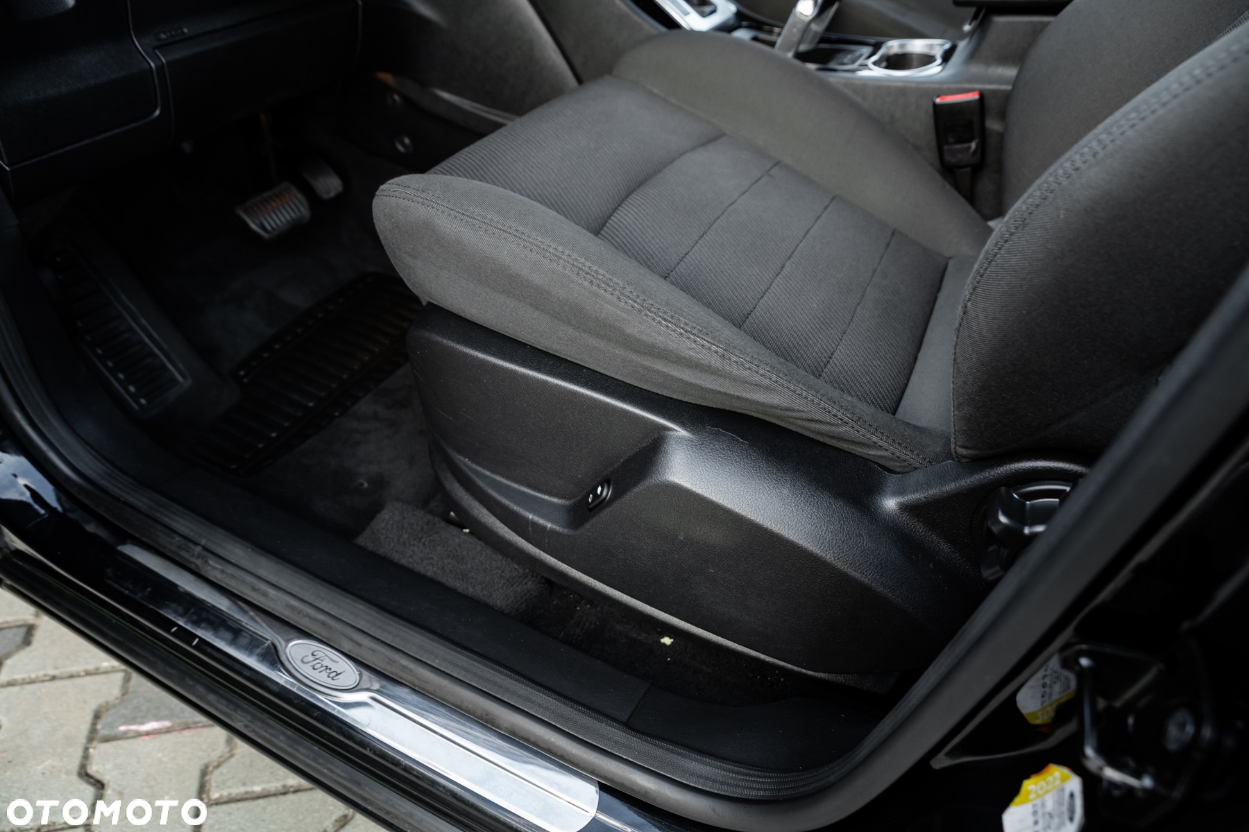 Ford S-Max 2.0 TDCi DPF Champions Edition - 16