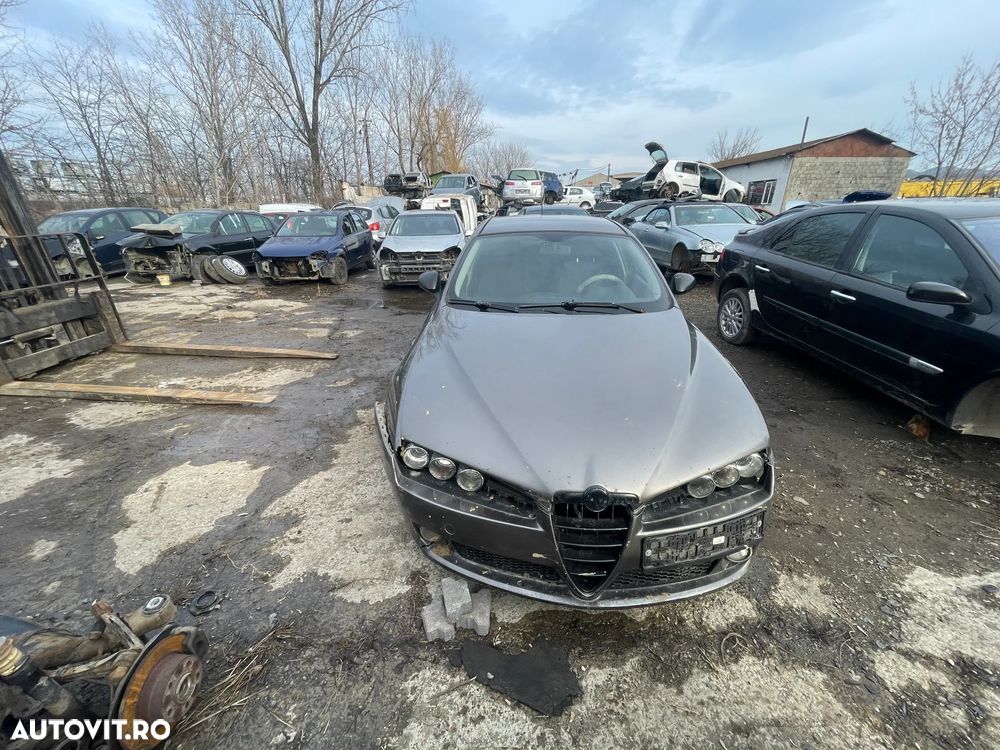 Dezmembrez Alfa Romeo 159 1.9 JTD - 2