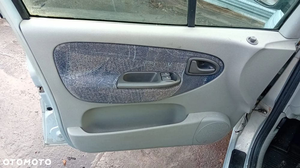 Tylko Części Renault Scenic I PHII FL 2.0 16v F4R741 102kW 139KM automat 99r–03r Lakier MV632 - 7