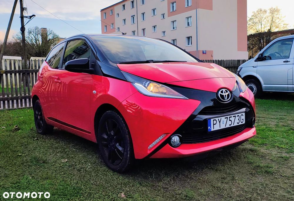 Toyota Aygo 1.0 VVT-i Color Edition - 2